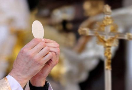 Corpus Christi é celebrado com missas em Salvador