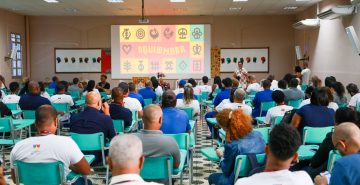 Formação sobre letramento racial reforça compromisso do Vieira com educação antirracista