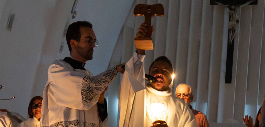 No Mês de Santa Dulce, Santuário no Vieira tem missa especial com relíquia da freira baiana