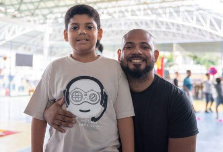 'VEM BRINCAR, PAI' – Vieira faz homenagem especial em evento comemorativo do Dia dos Pais