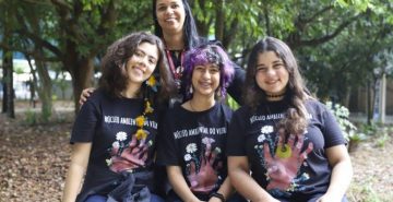 Núcleos estudantis do Vieira alertam para consumismo em tempos de influenciadores digitais