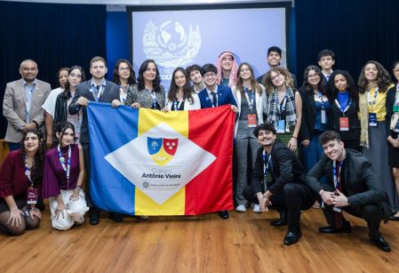 ONU Intercolegial no Ceará promove debates com estudantes de diversos estados sobre temas globais. Evento contou com delegação do Vieira