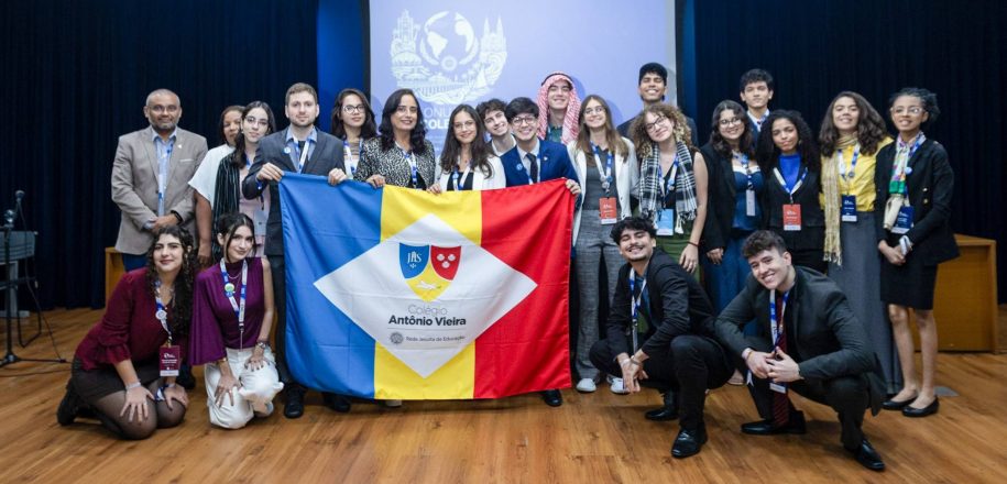 ONU Intercolegial no Ceará promove debates com estudantes de diversos estados sobre temas globais. Evento contou com delegação do Vieira