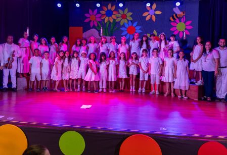 Concerto da Primavera celebra com show de vozes chegada da nova estação 