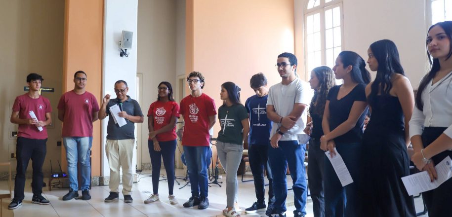 Jornada da Juventude Vieirense mobiliza adolescentes em ação de crescimento espiritual