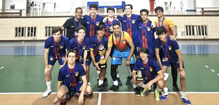 Seleção Juvenil de Futsal do Vieira é campeã dos Jogos de Colégios Particulares de Salvador