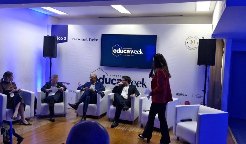 Diretor do Vieira participa em São Paulo da Educa Week e discute identidade e pertencimento na educação