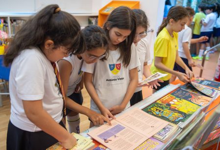 Biblioteca do Vieirinha celebra Dia Nacional do Livro com programação especial para crianças